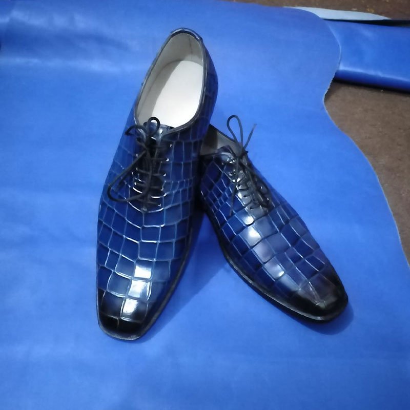 Handmade Men’s Blue Croc Embossed Leather Dress Shoes, Lace-Up Office Oxfords toe front shape clearly