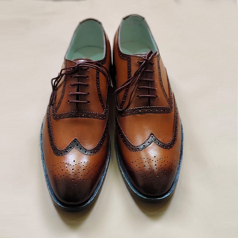 Handmade Men’s Brown Leather Wingtip Brogue Oxford Business Shoes front view